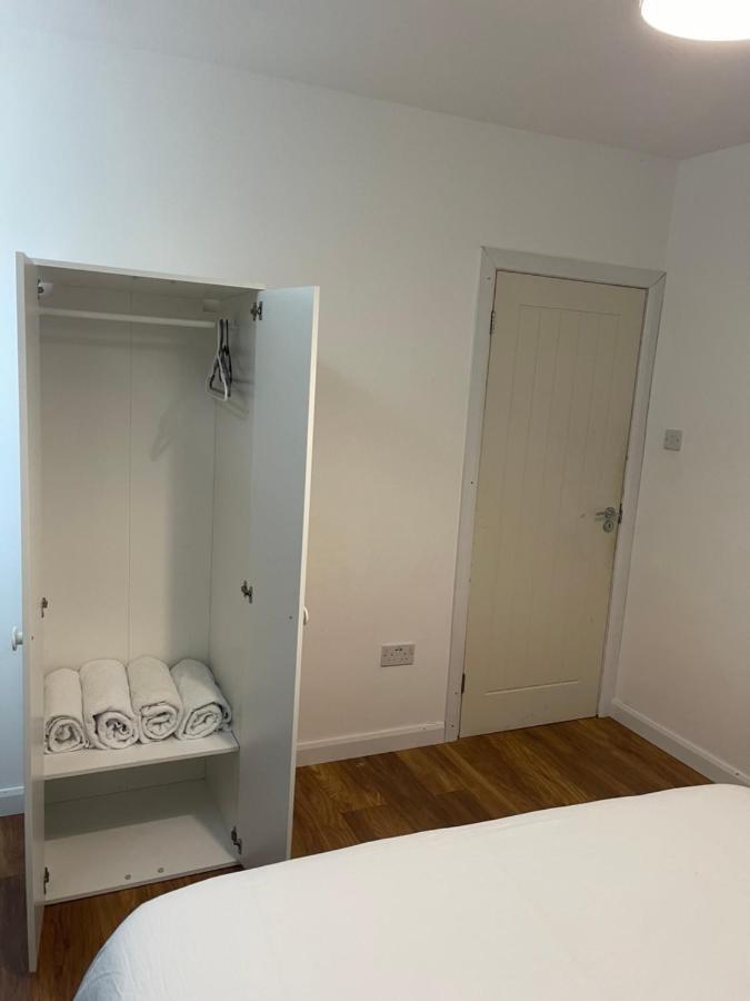 Shared House On Lakewood Crescent Maison d'hôtes Bristol